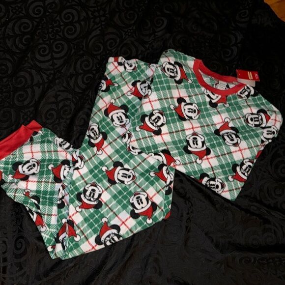 Disney 100th anniversary, Mickey Mouse Christmas pajamas - Picture 2 of 9